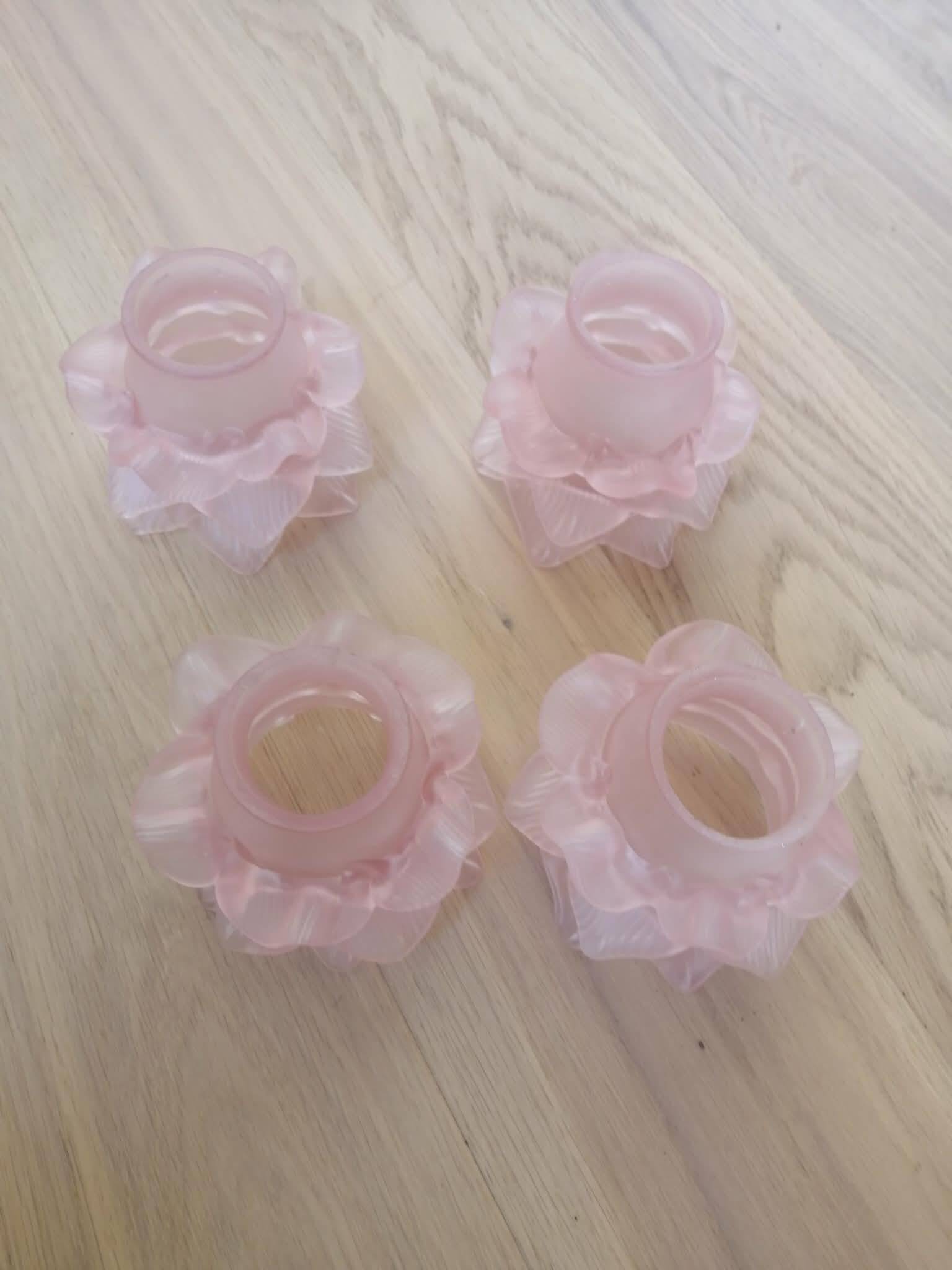 Lot de 4 tulipes roses art déco en pâte de verre