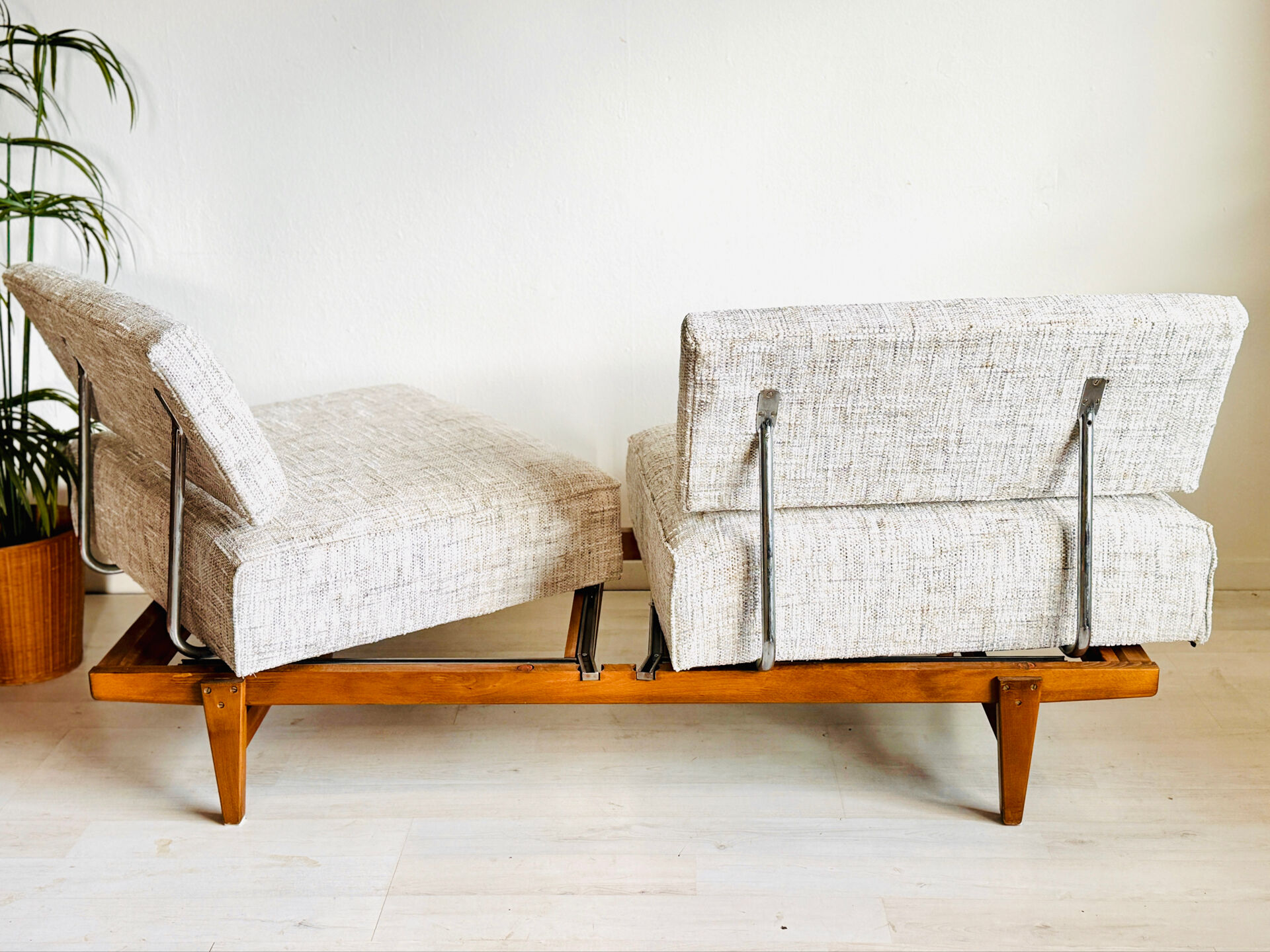 Vintage sofa daybed ‘Stella’ Wilhem Knoll