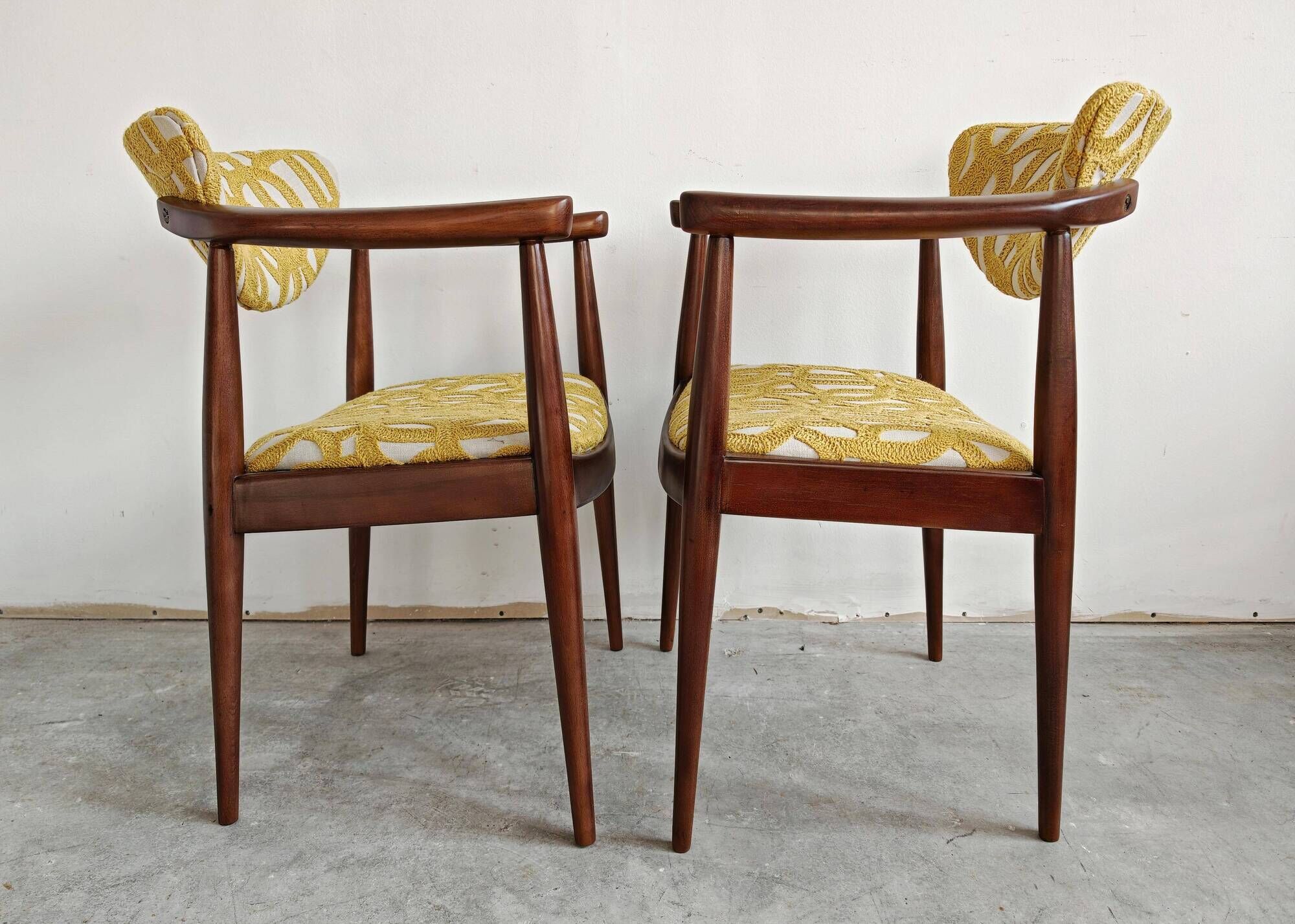 MCM dining chair with armrests by Bernardo Bernardi 1960s