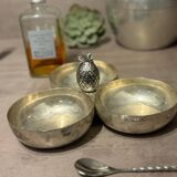 Coupelles aperitifs en métal argenté - motif ananas année 70