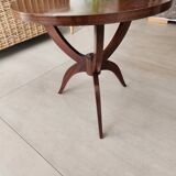 Circular side table in mahogany veneer