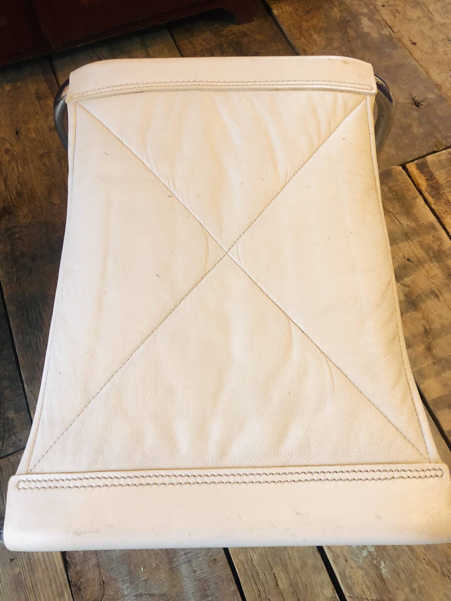 White leather armchair set "Strässle" by Hans Eichenberger, Switzerland 1970.