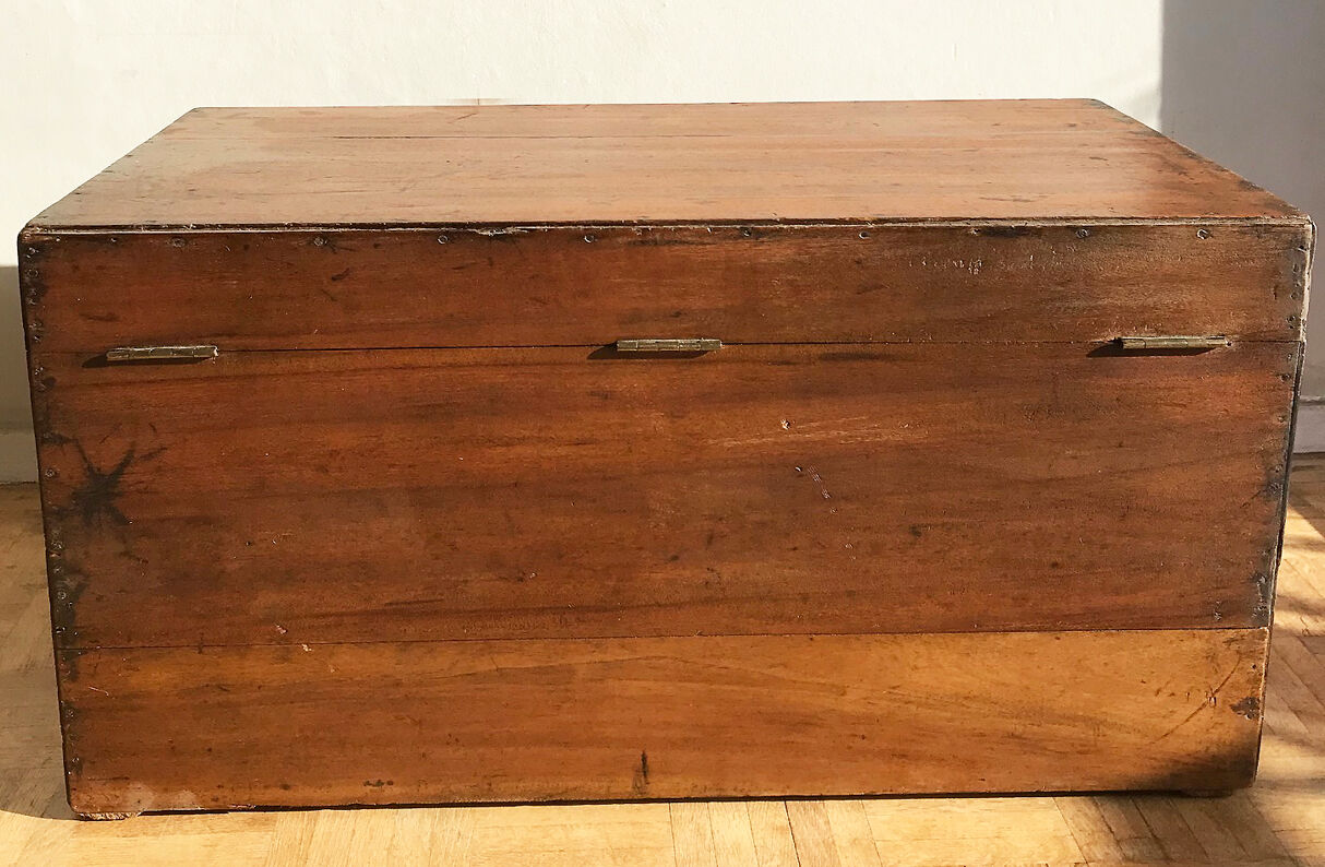 Coffre en bois de camphre - première moitié du XXe s