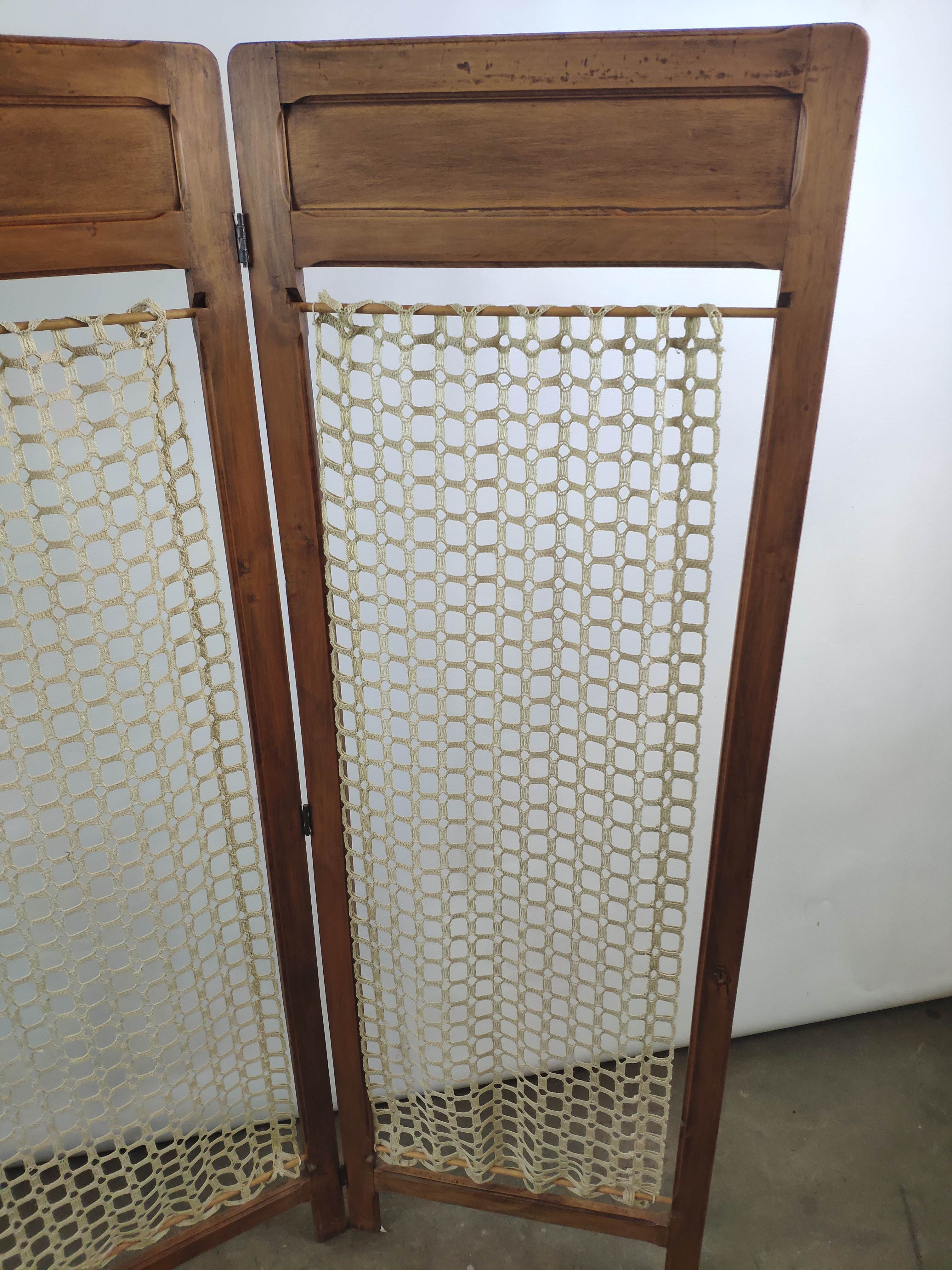 Vintage screen