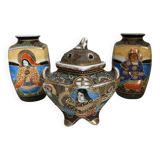 Lot of Japanese vases