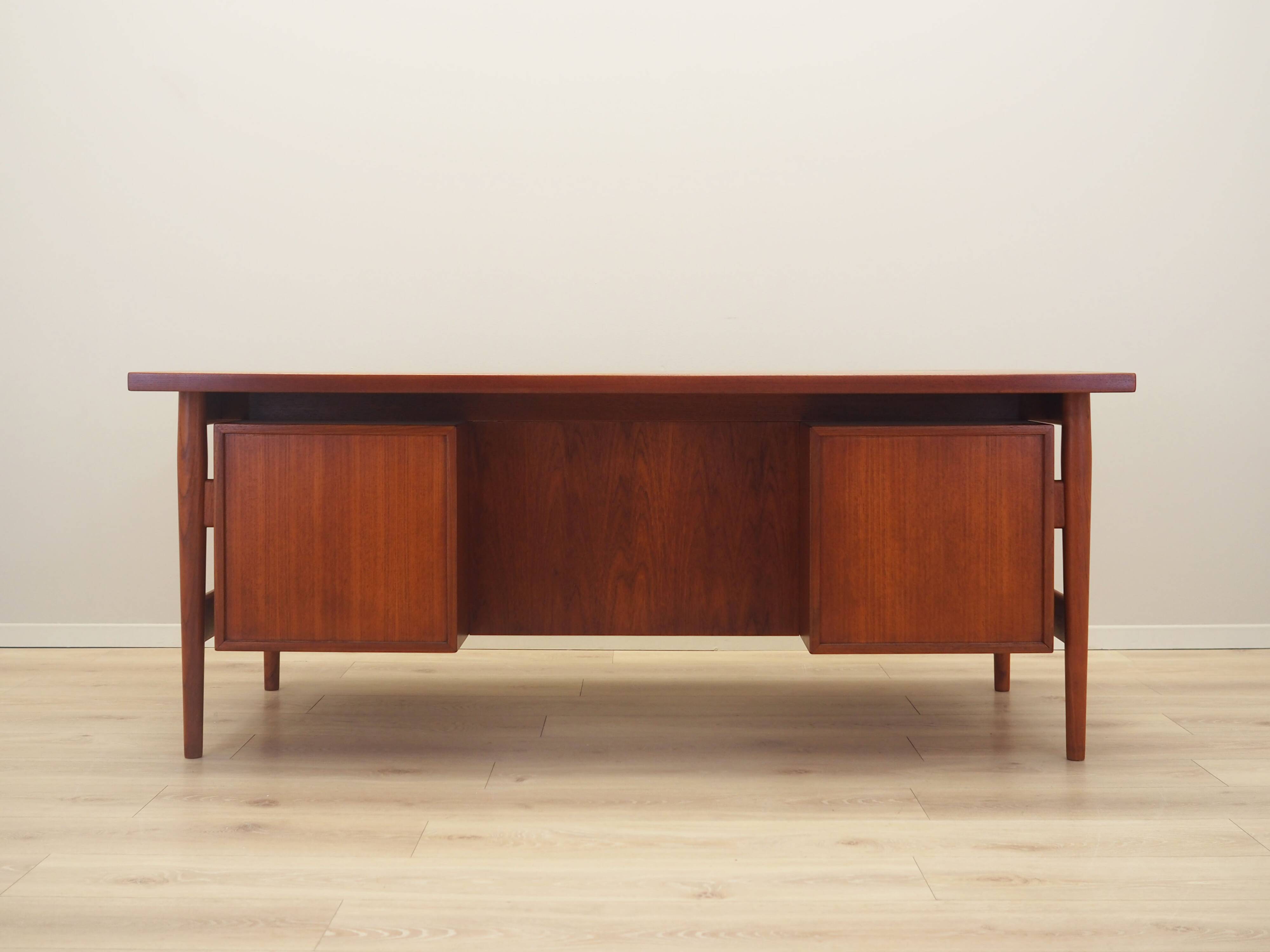 Teak desk, Danish design, 1960s, designer: Arne Vodder, production: Sibast