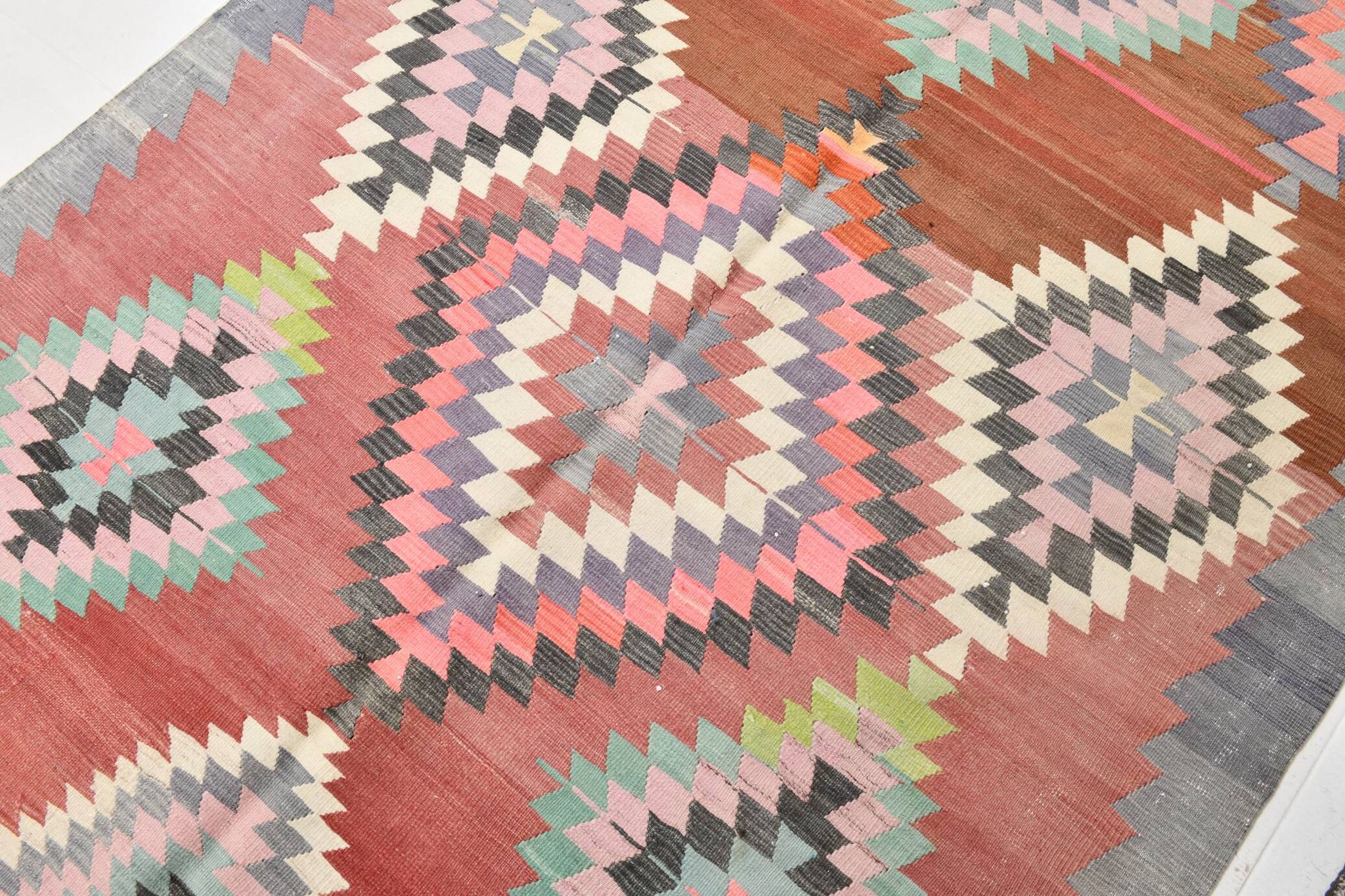 5x8 Red & Pink Handmade Geometric Kilim Area Rug, 160x238Cm