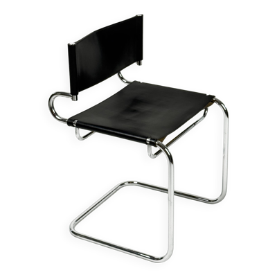 Chaise ''Terrj'' en cuir de Luigi Saccardo pour Arrmet – Italie, années 1970