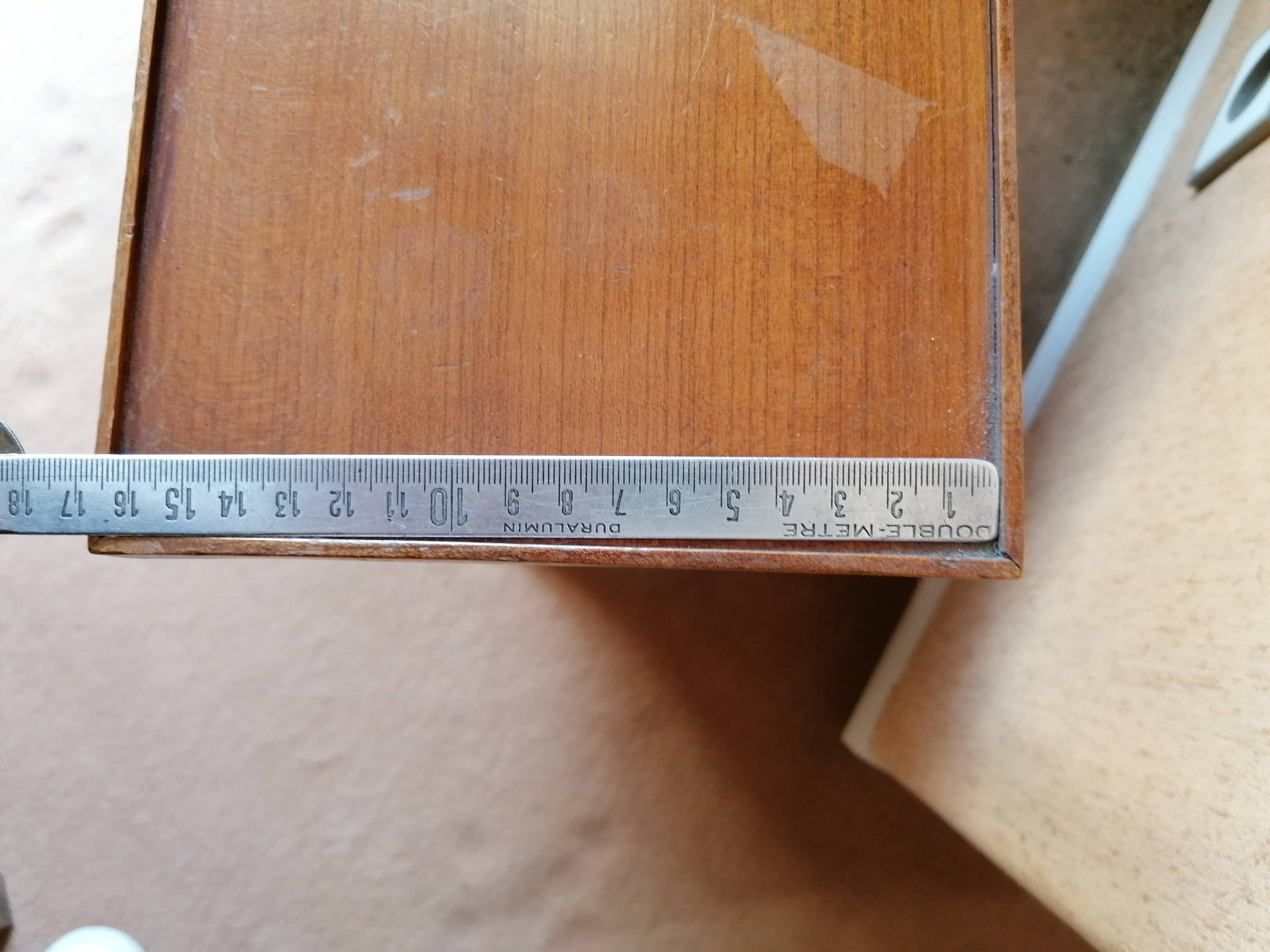 Wooden magazine rack