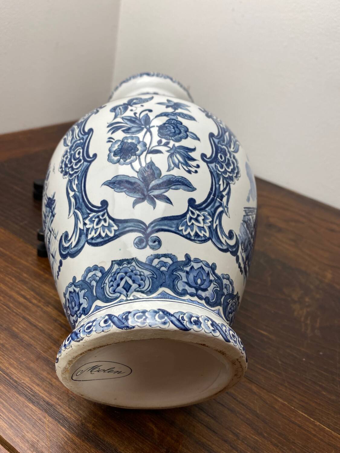 Molen ceramic vase