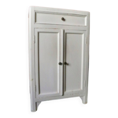 Pretty little white wooden piece of furniture