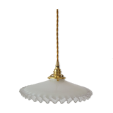Serrated opaline suspension