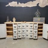 Carpentry workshop furniture