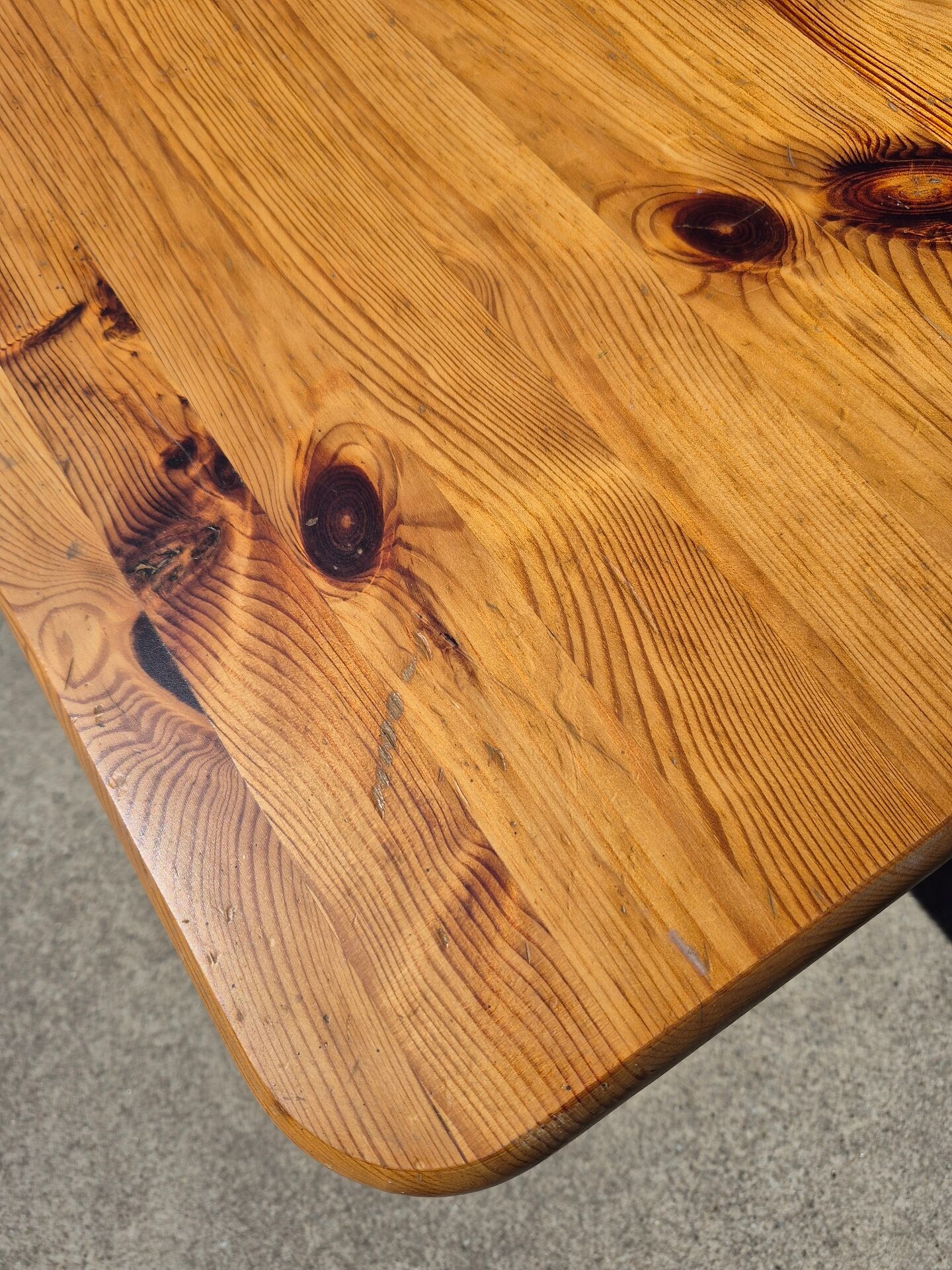 Vintage set pine coffee table and corner table