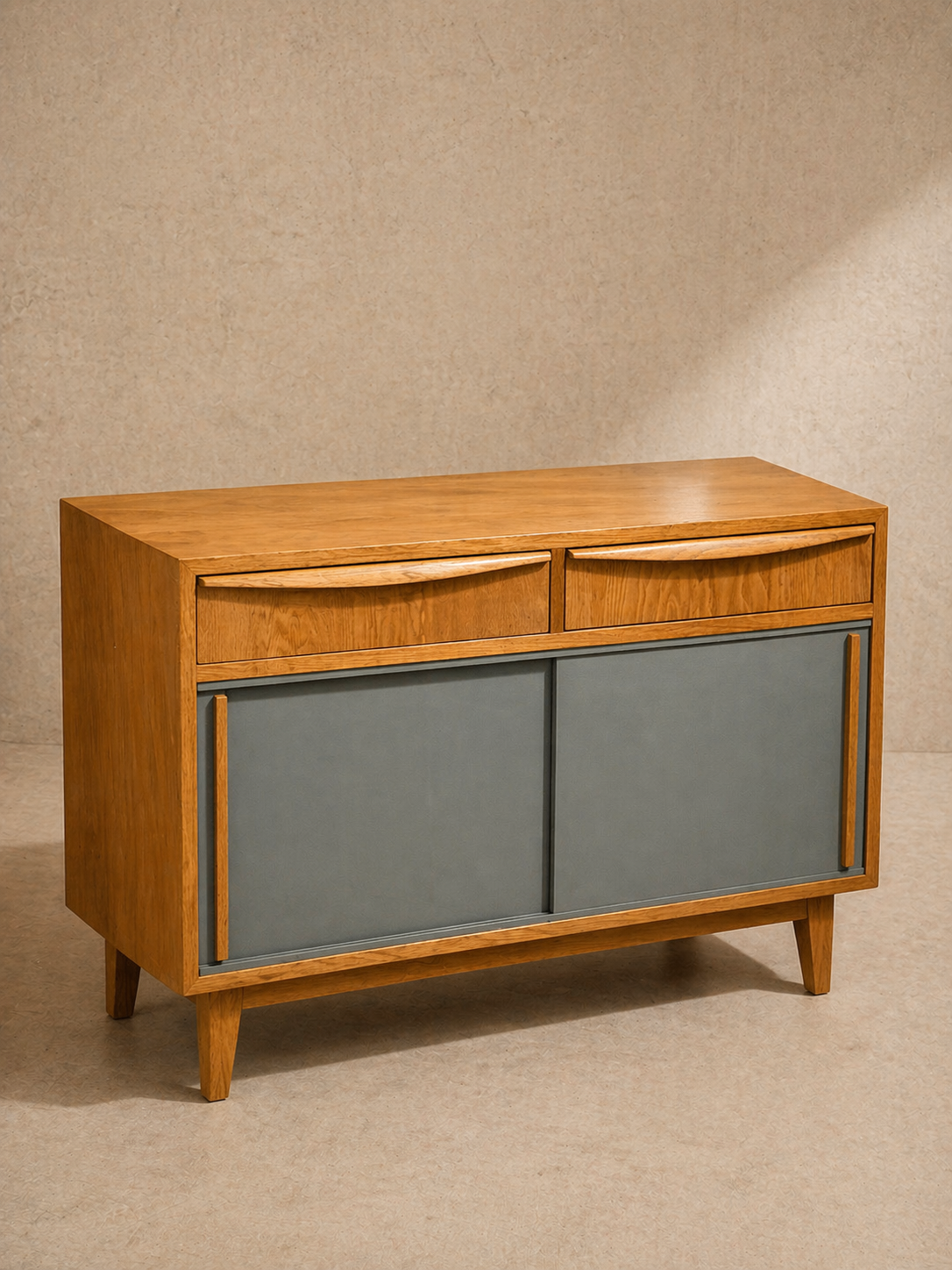 Commode chêne esprit P.Guariche