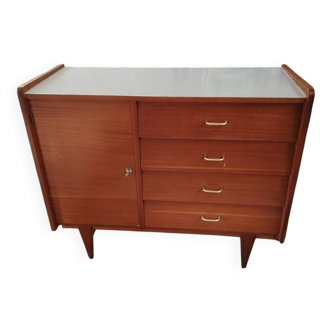 Commode asymétrique