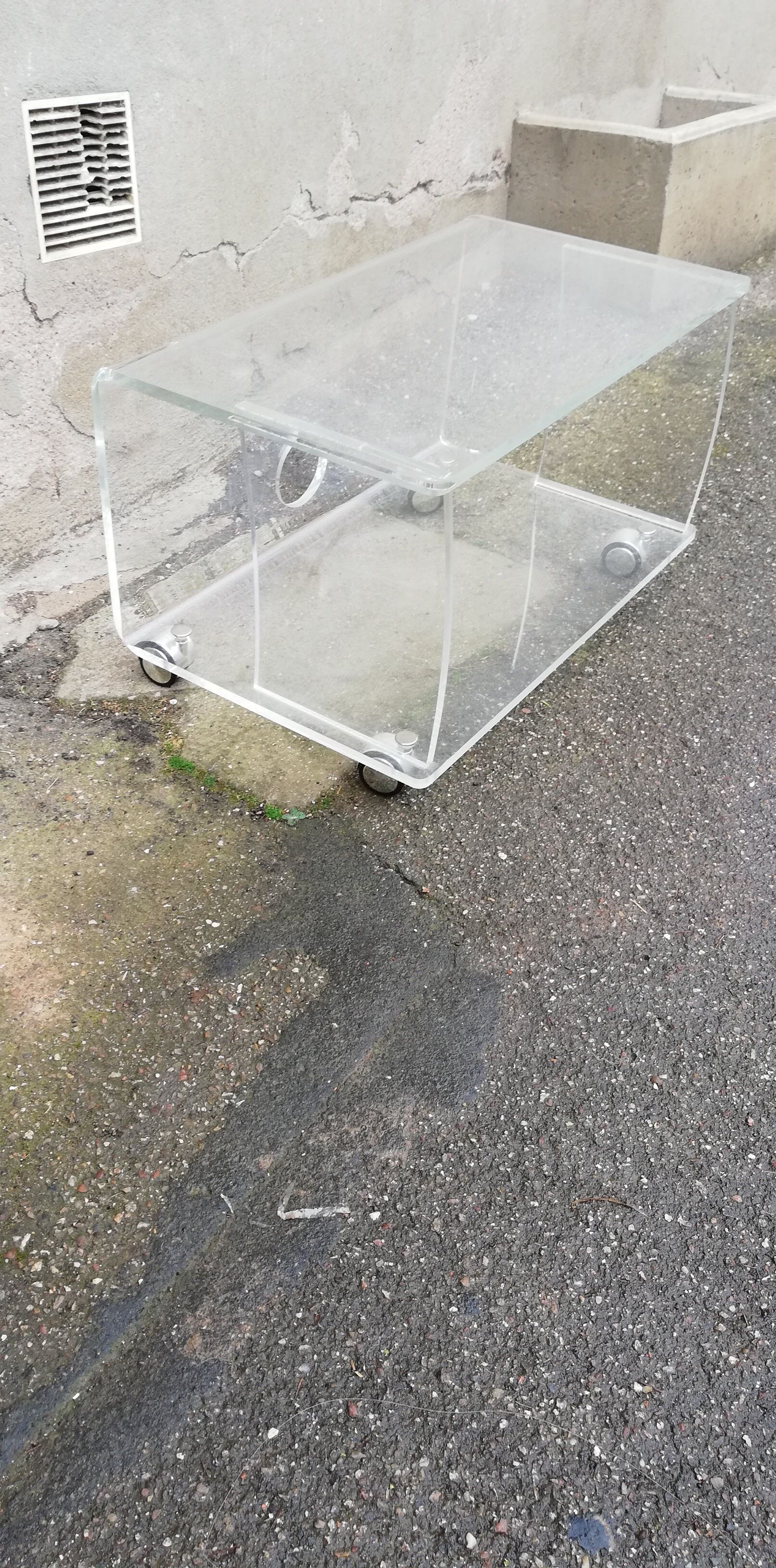 Table basse vintage plexiglas