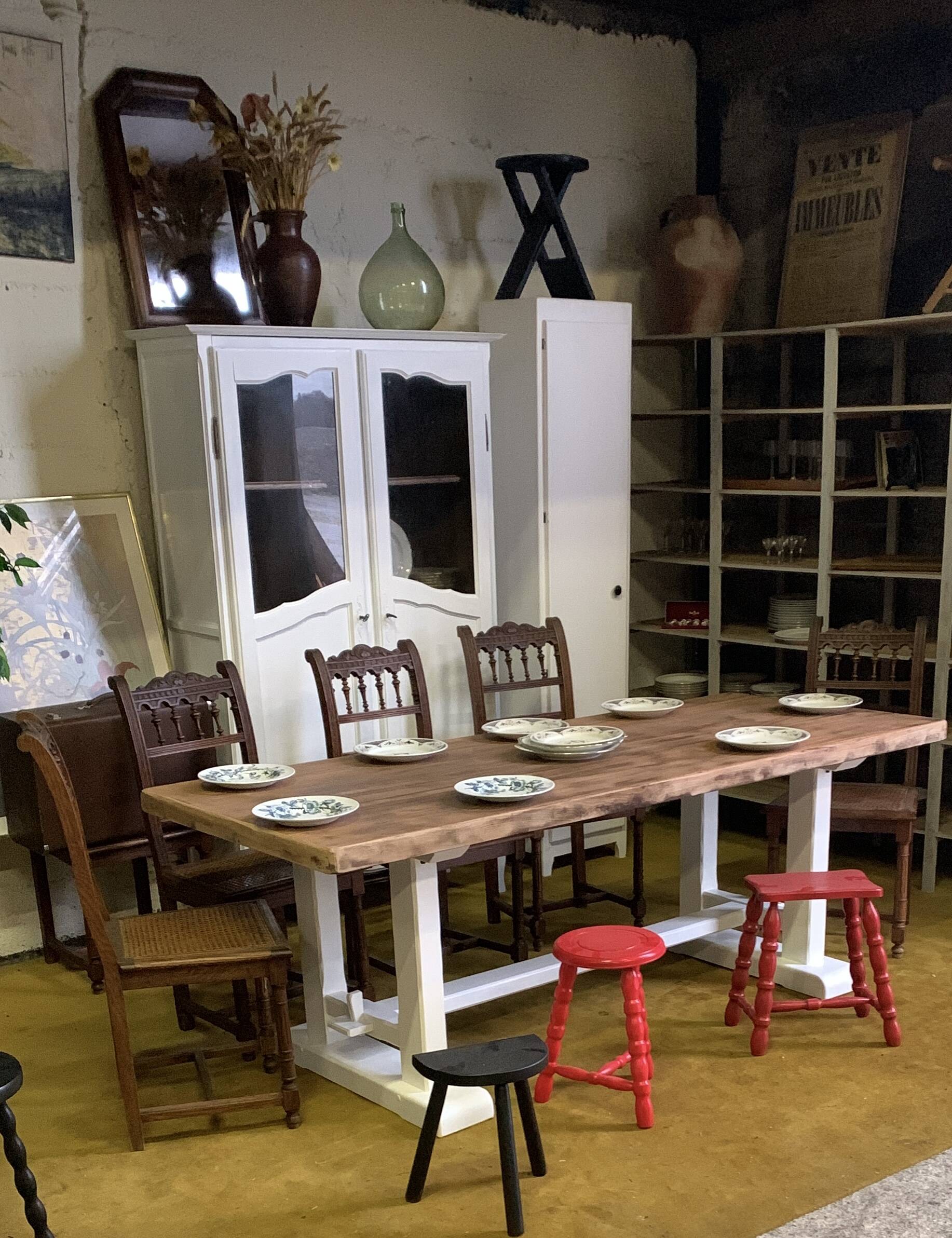 Parisian china cabinet display