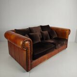 Canapé 2,5 places de luxe en peau de mouton faite à la main – par Lounge Atelier