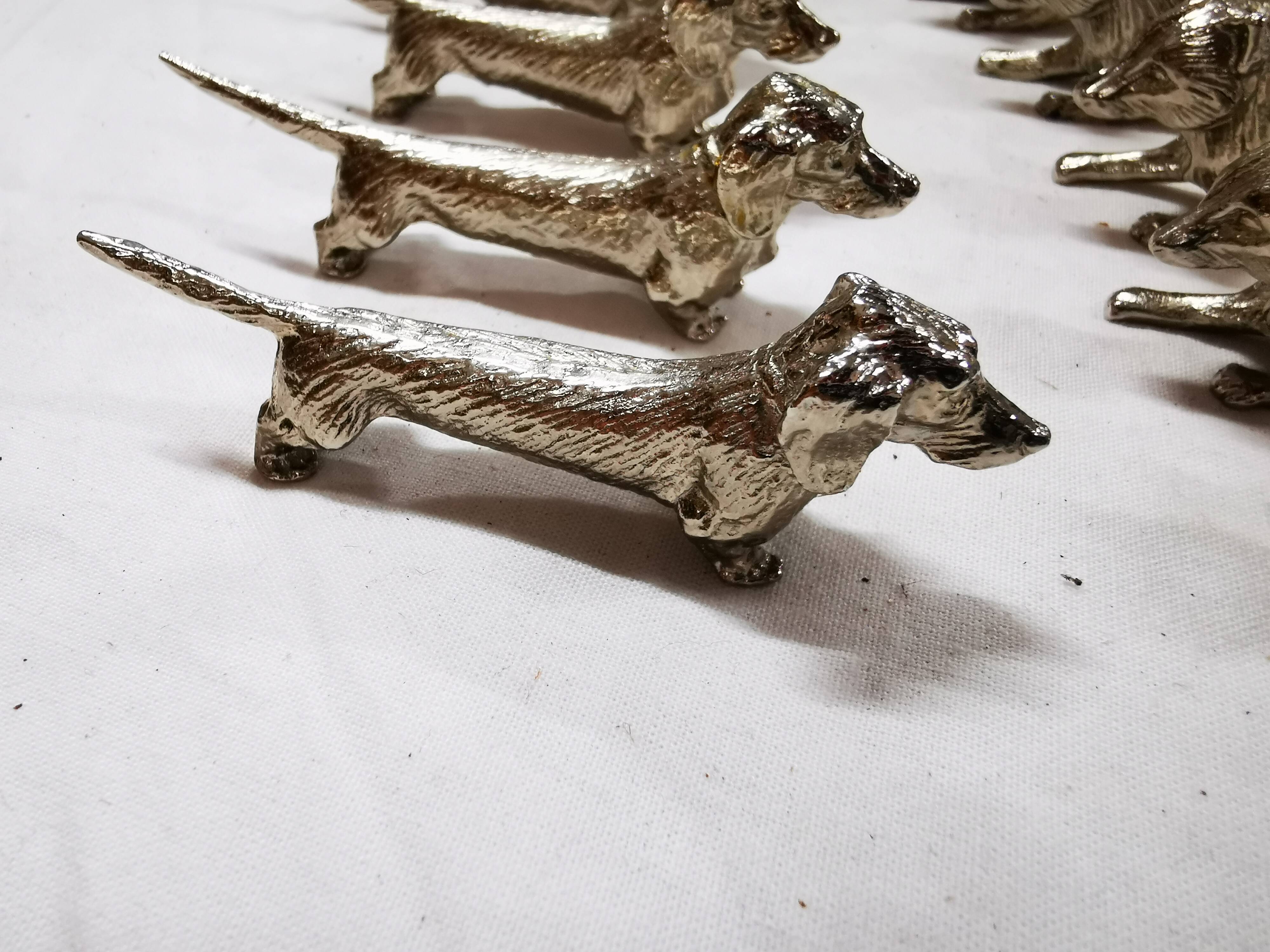 Silver metal hillside holder/rest for 6 Dachshund dogs and 6 Foxes