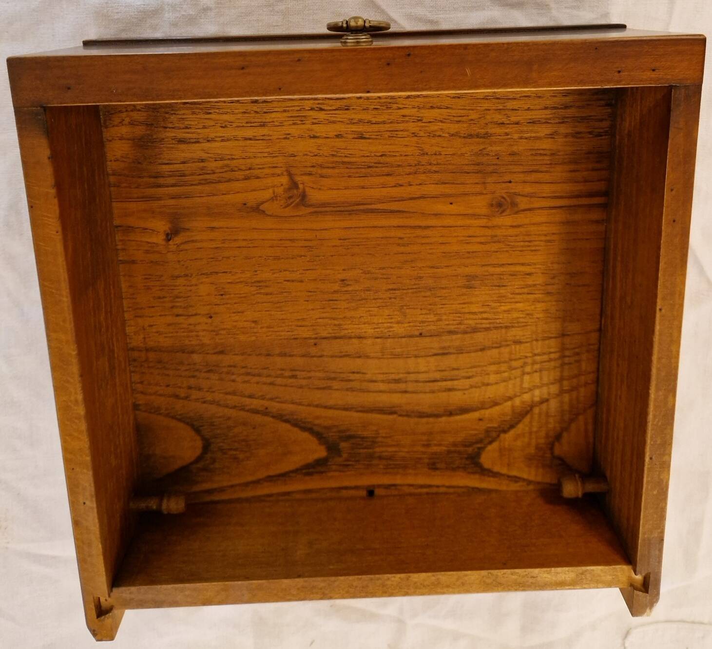 Meuble d’appoint Richelieu en bois – 3 tiroirs – finition bicolore