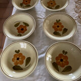 Set of hollow plates