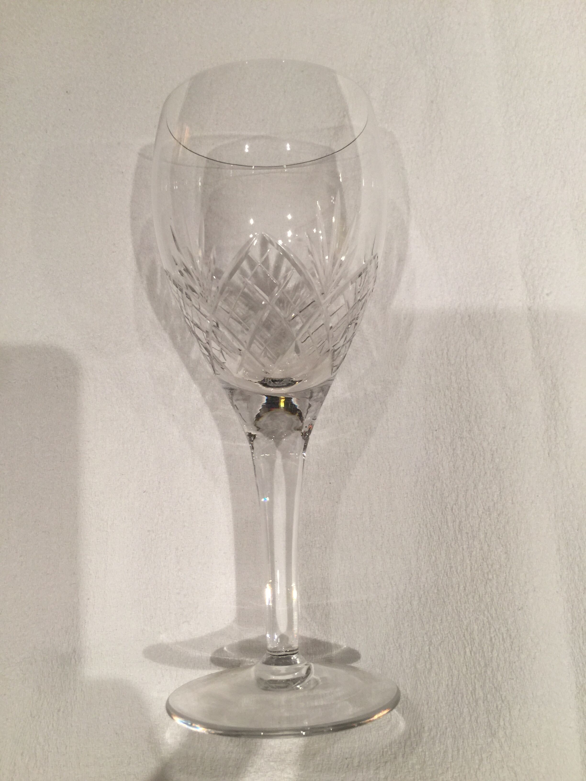 Série de 12 verres à pied en cristal