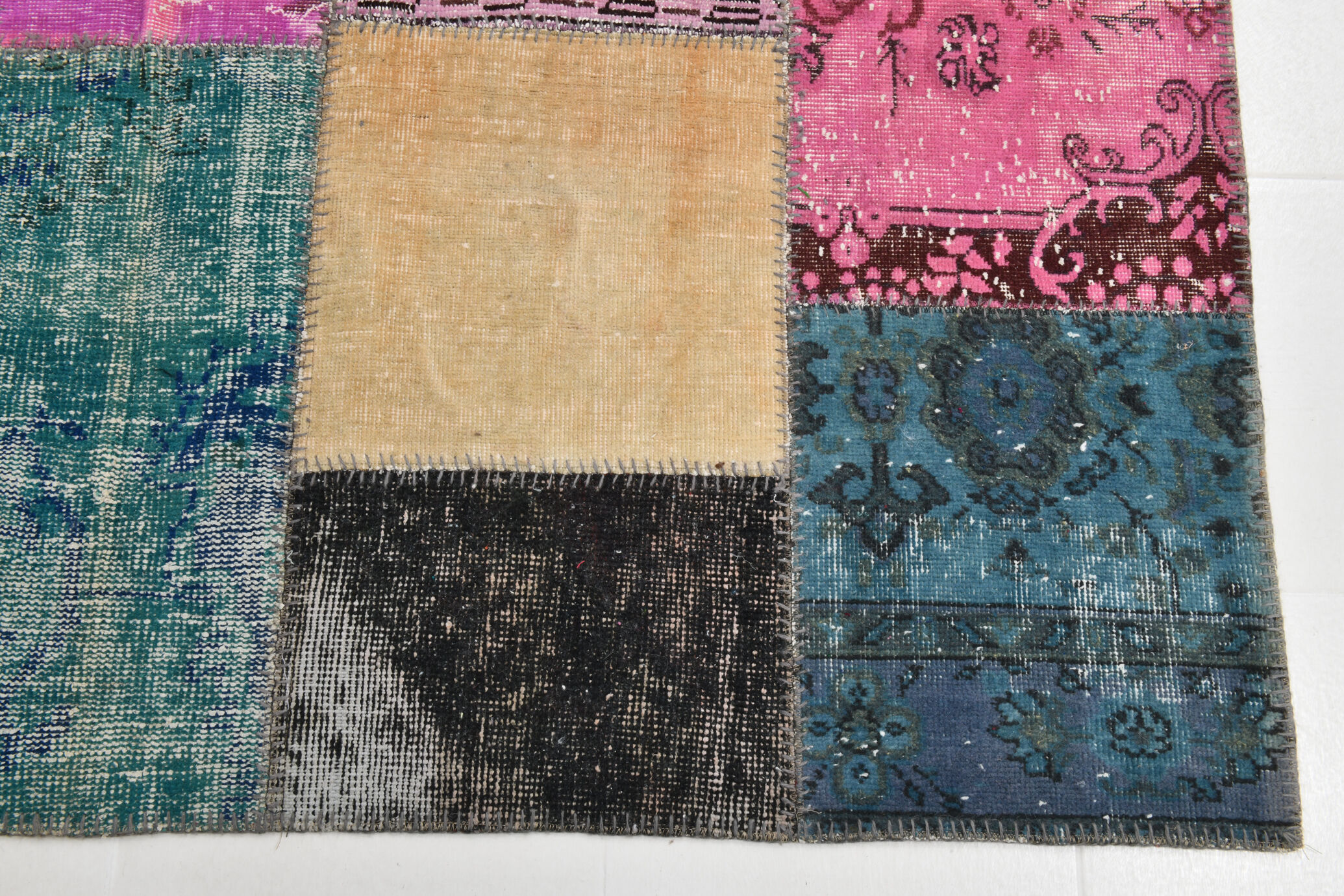 Distressed multicolor turkish rug 299x209 cm