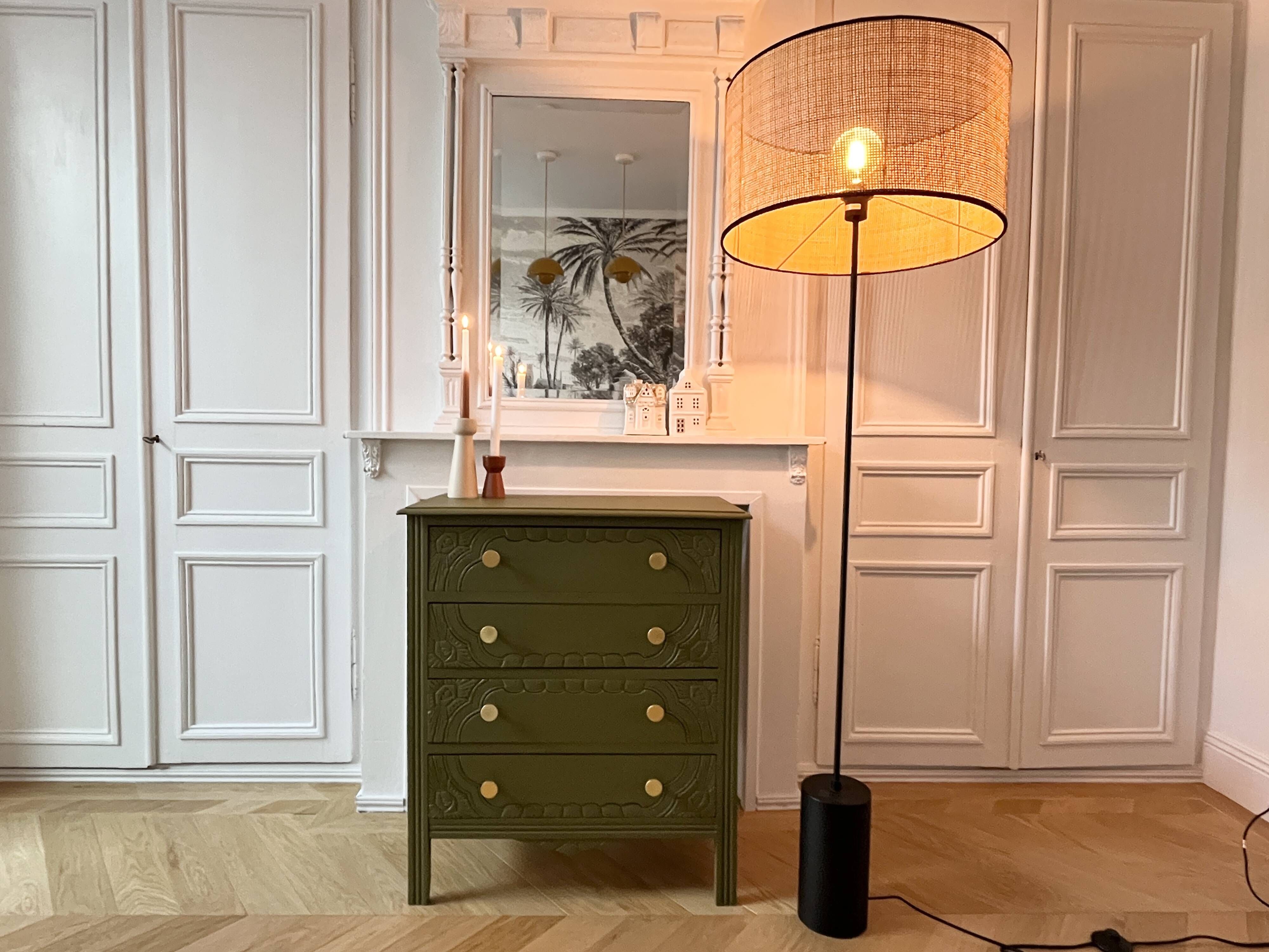 Art Deco chest of drawers - woody green - gold handles