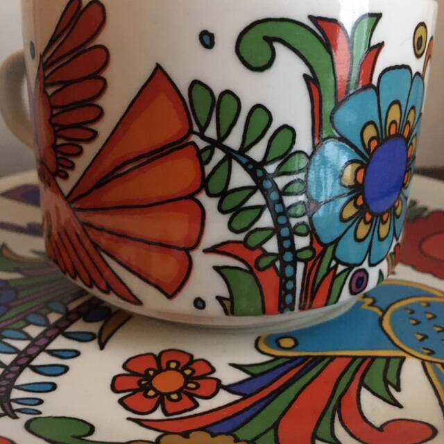 Acapulco cup and saucer by Villeroy & Boch