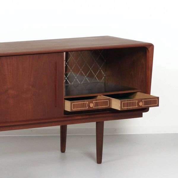 Buffet danois par ew bach pour sejling skabe, années 1960   bois de teck
