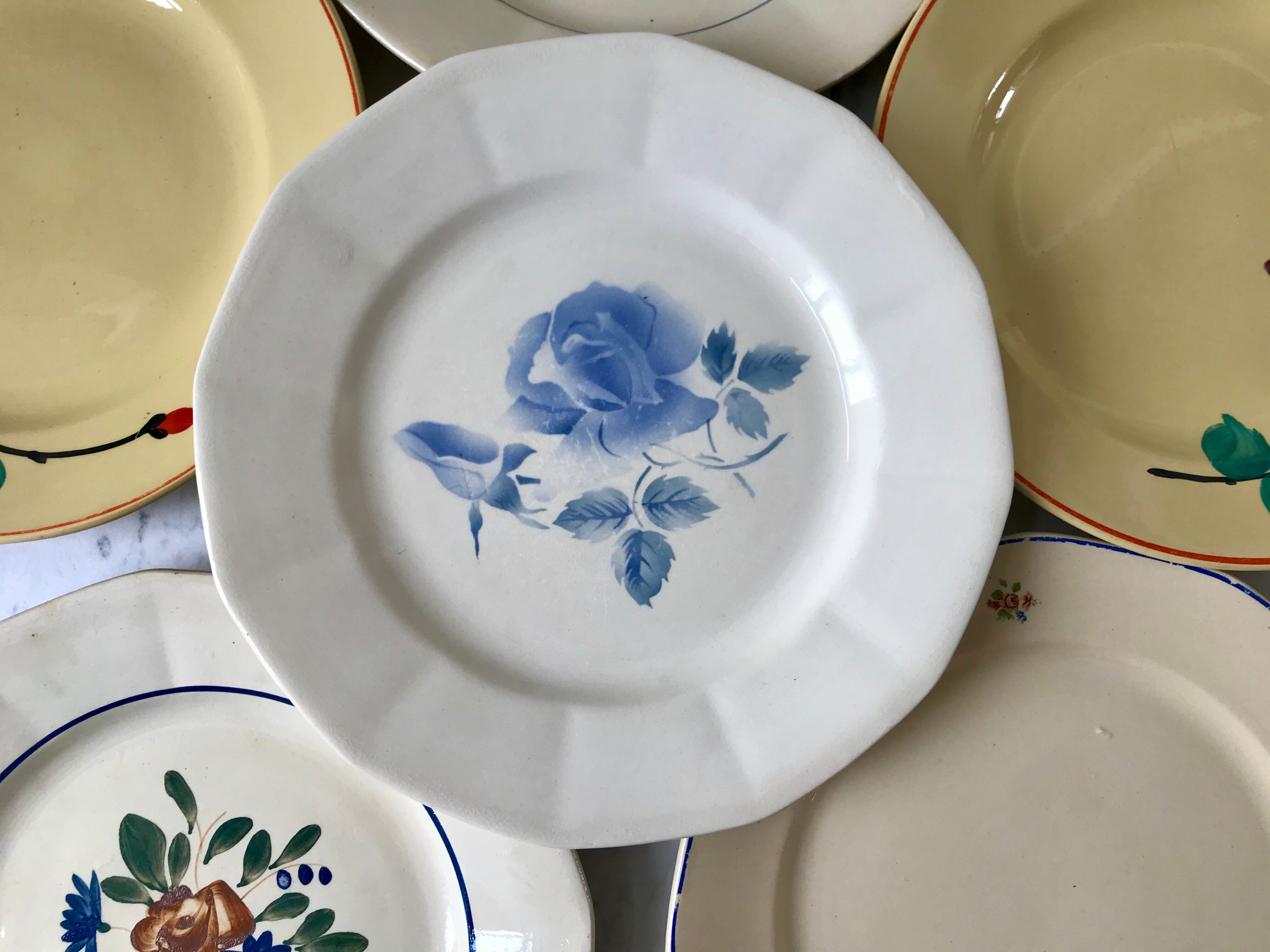 Lot de 6 assiettes plates dépareillées digoin sarreguemines modèle "ginette" & autre années 40-50