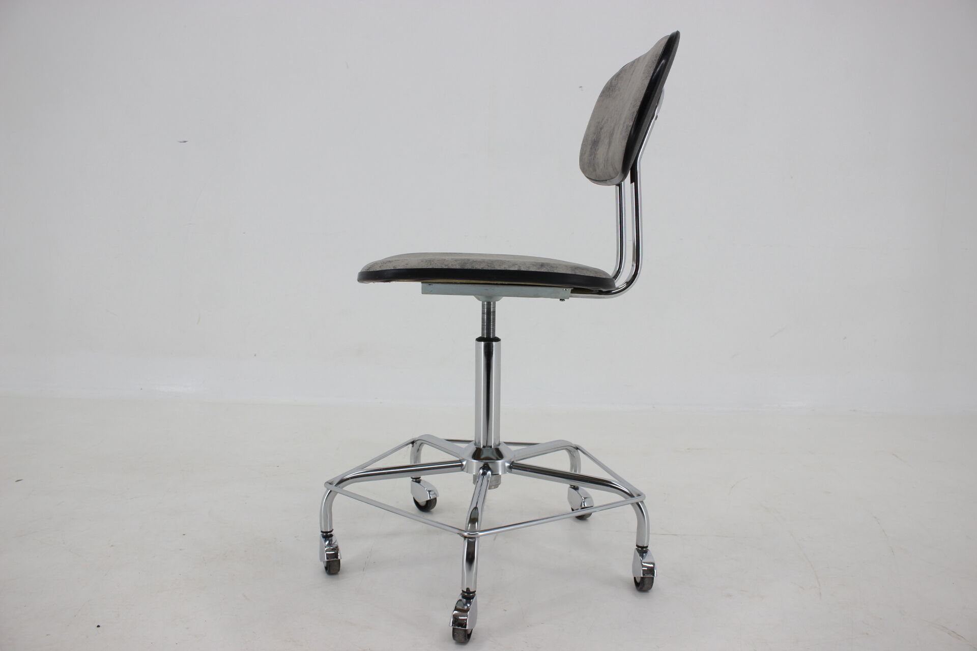 1970s Office Chair in Leather, Germany