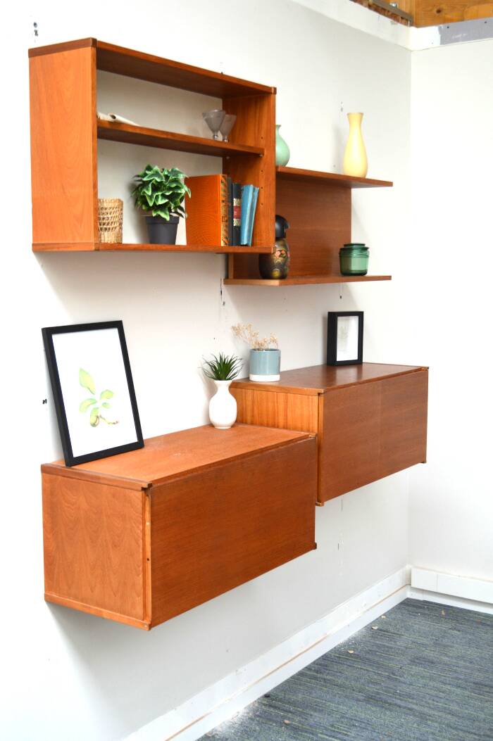 Teak wall system