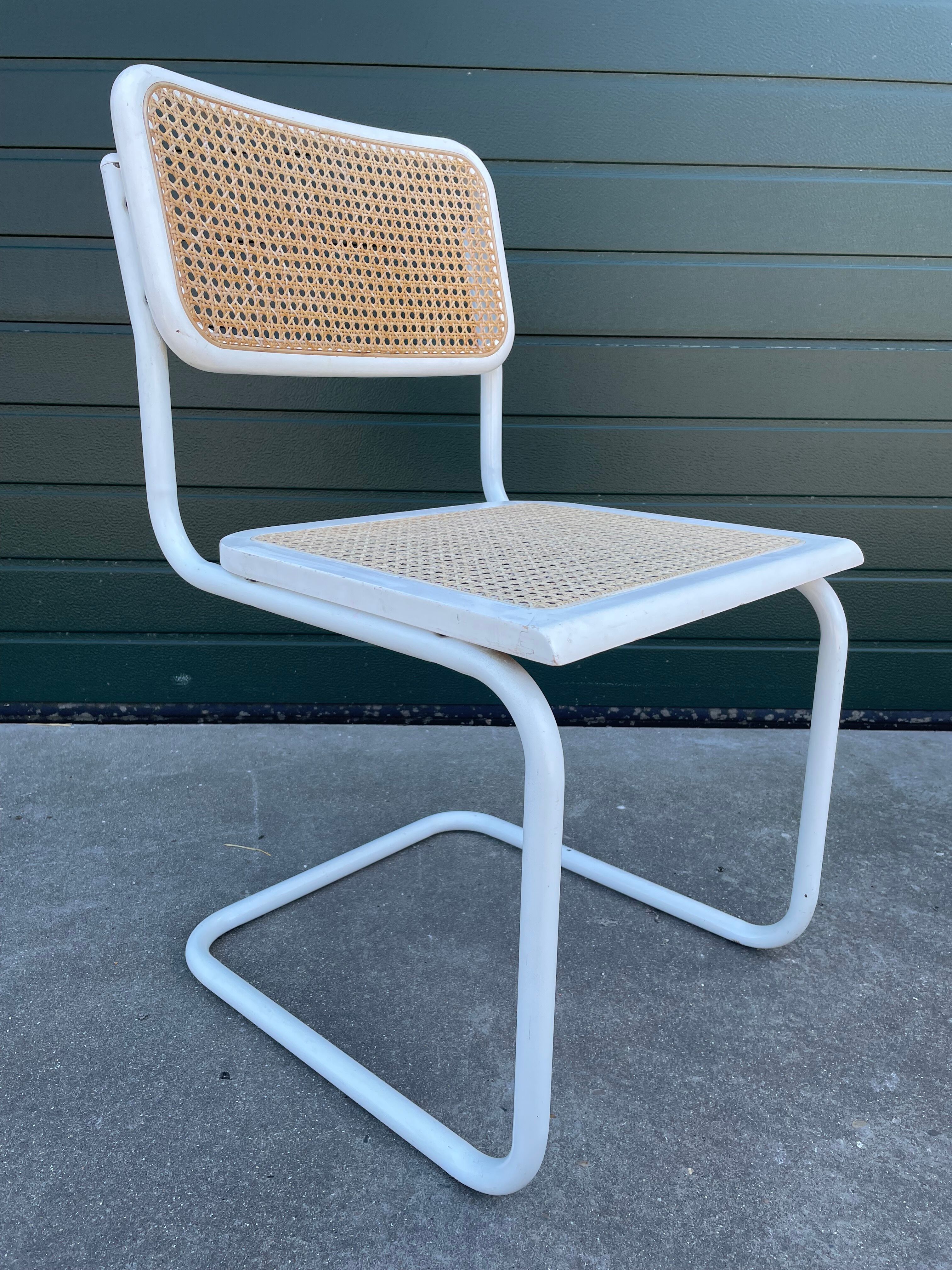 Cesca design chair b32 model in white