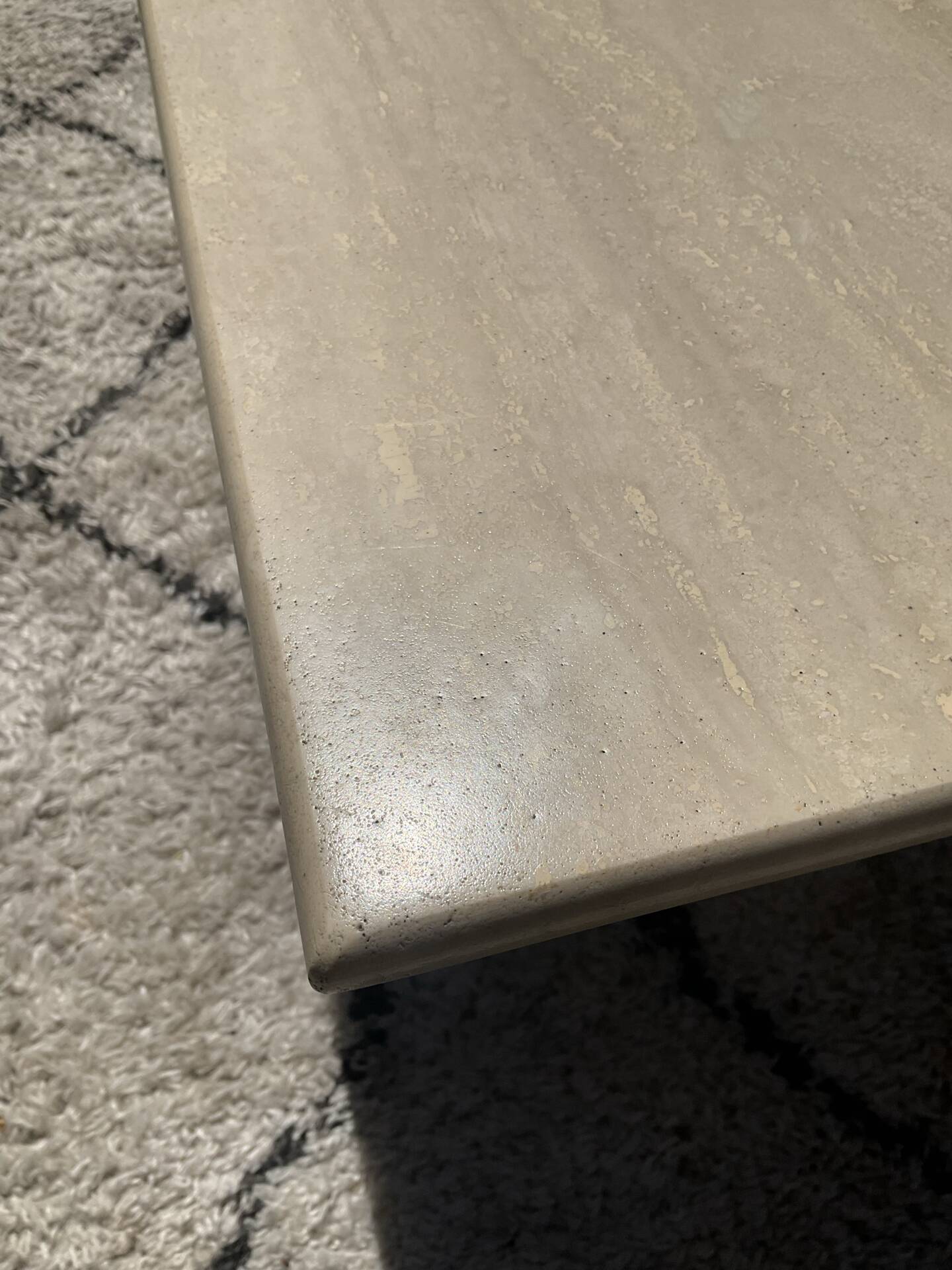 Table basse en travertin des années 70