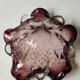 Murano empty pocket "Bullicante" organic floral shape. Plum tones. Diam. 17cm