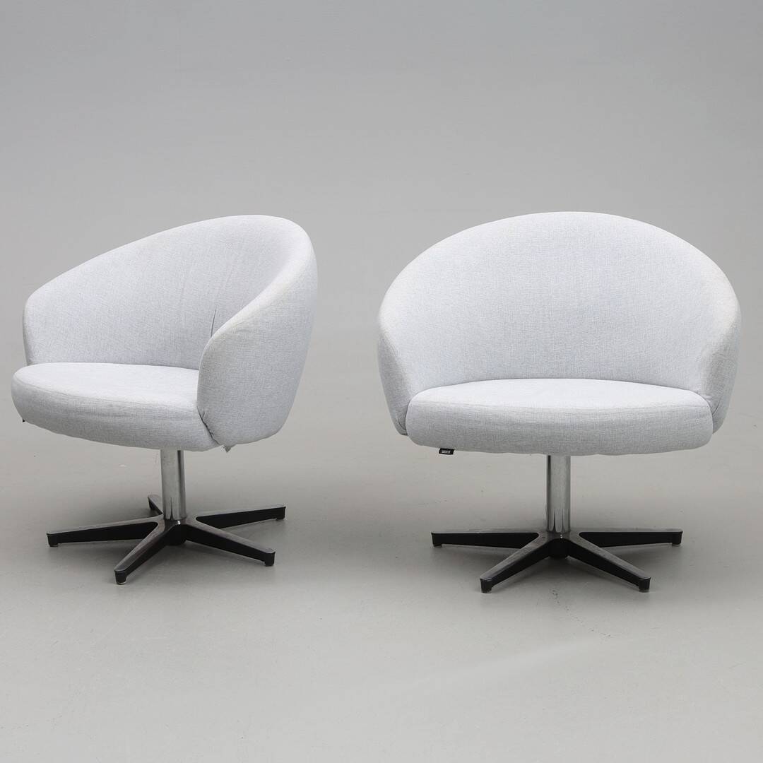 Yngve ekström. pair of swivel armchairs "rondino", for swedese.