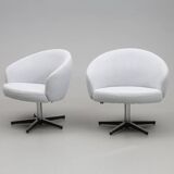 Yngve ekström. pair of swivel armchairs "rondino", for swedese.