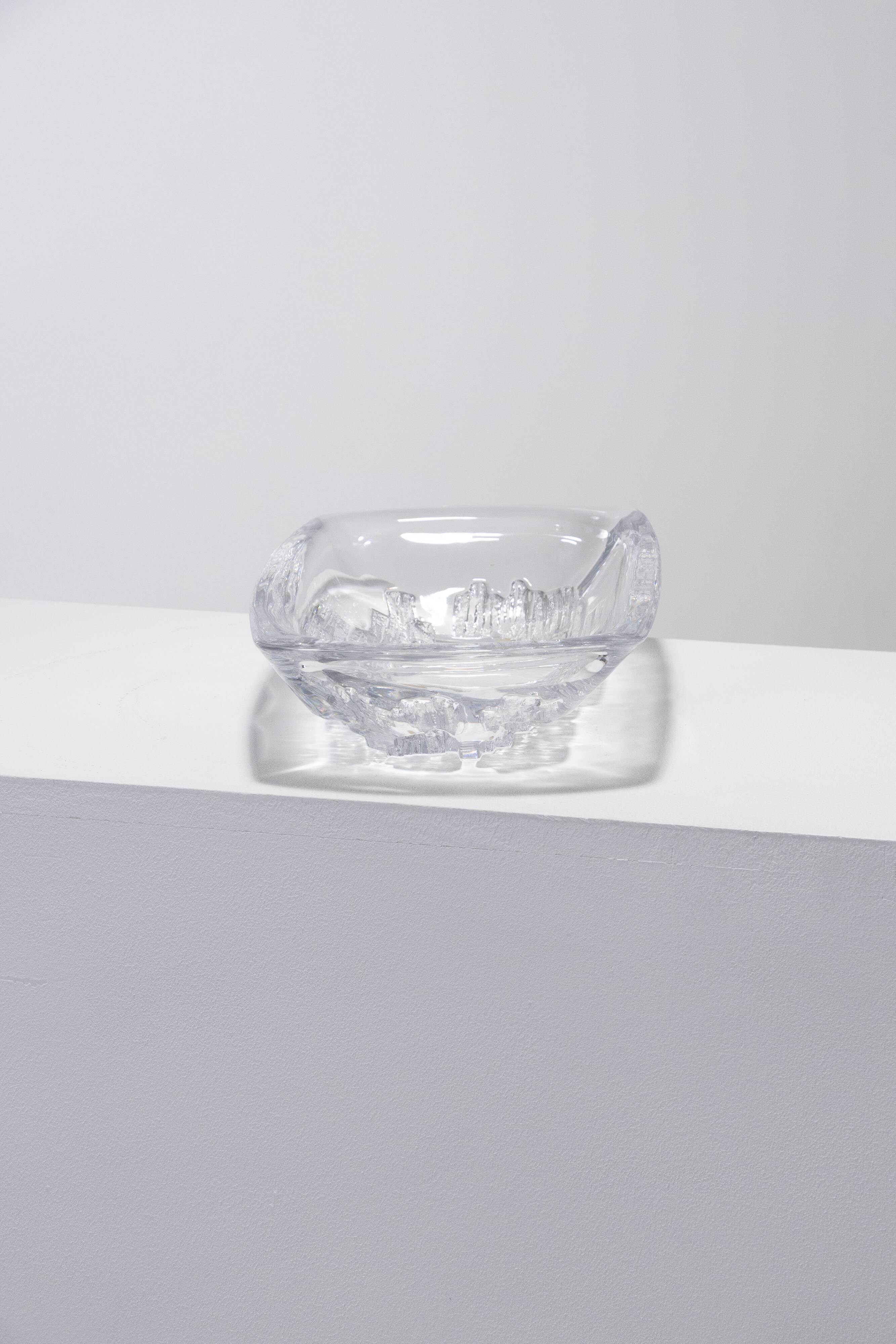 Daum crystal cup, 1940