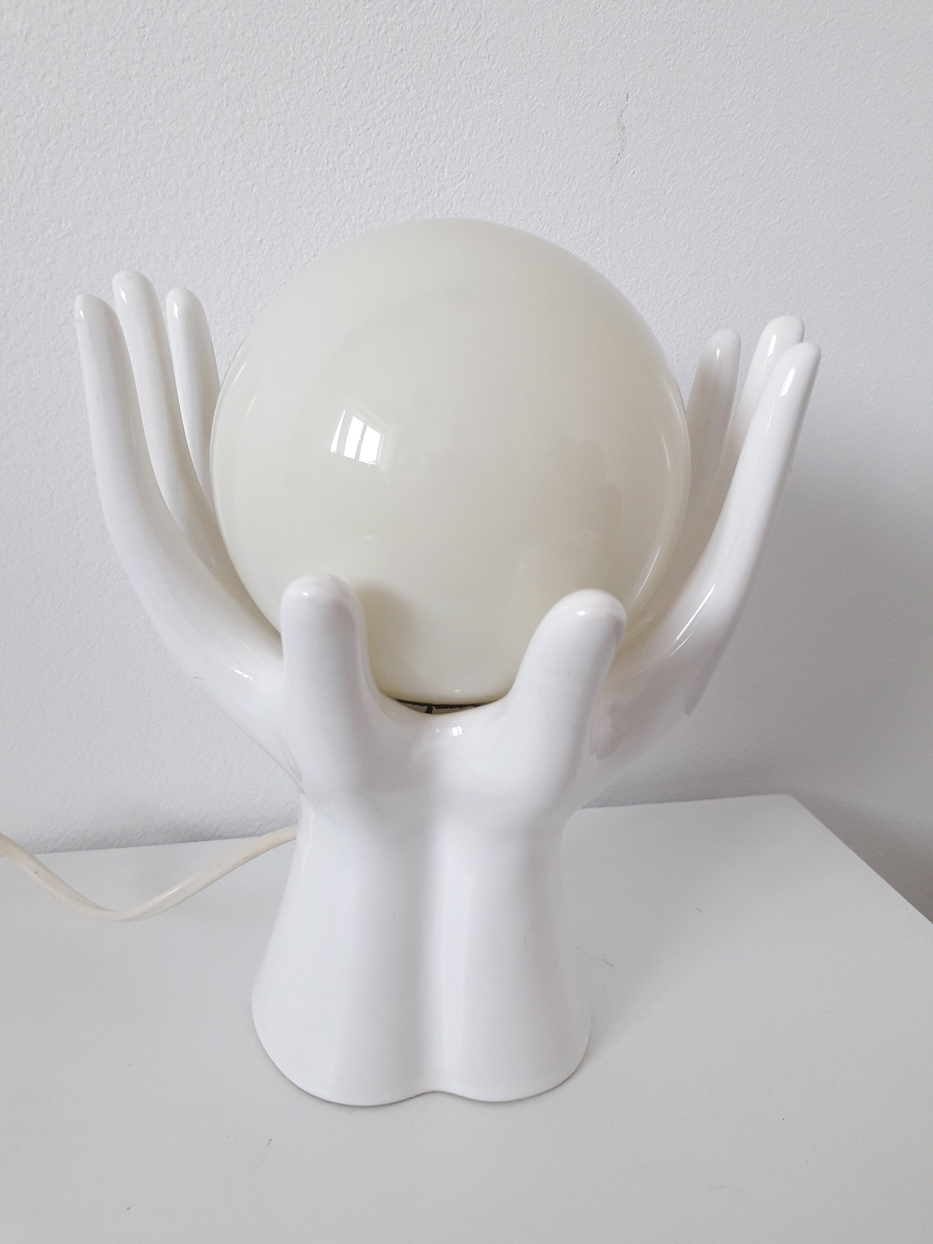 Hand lamp
