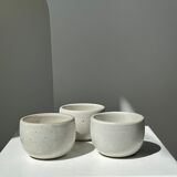 Trio of white ceramic cups D9cm