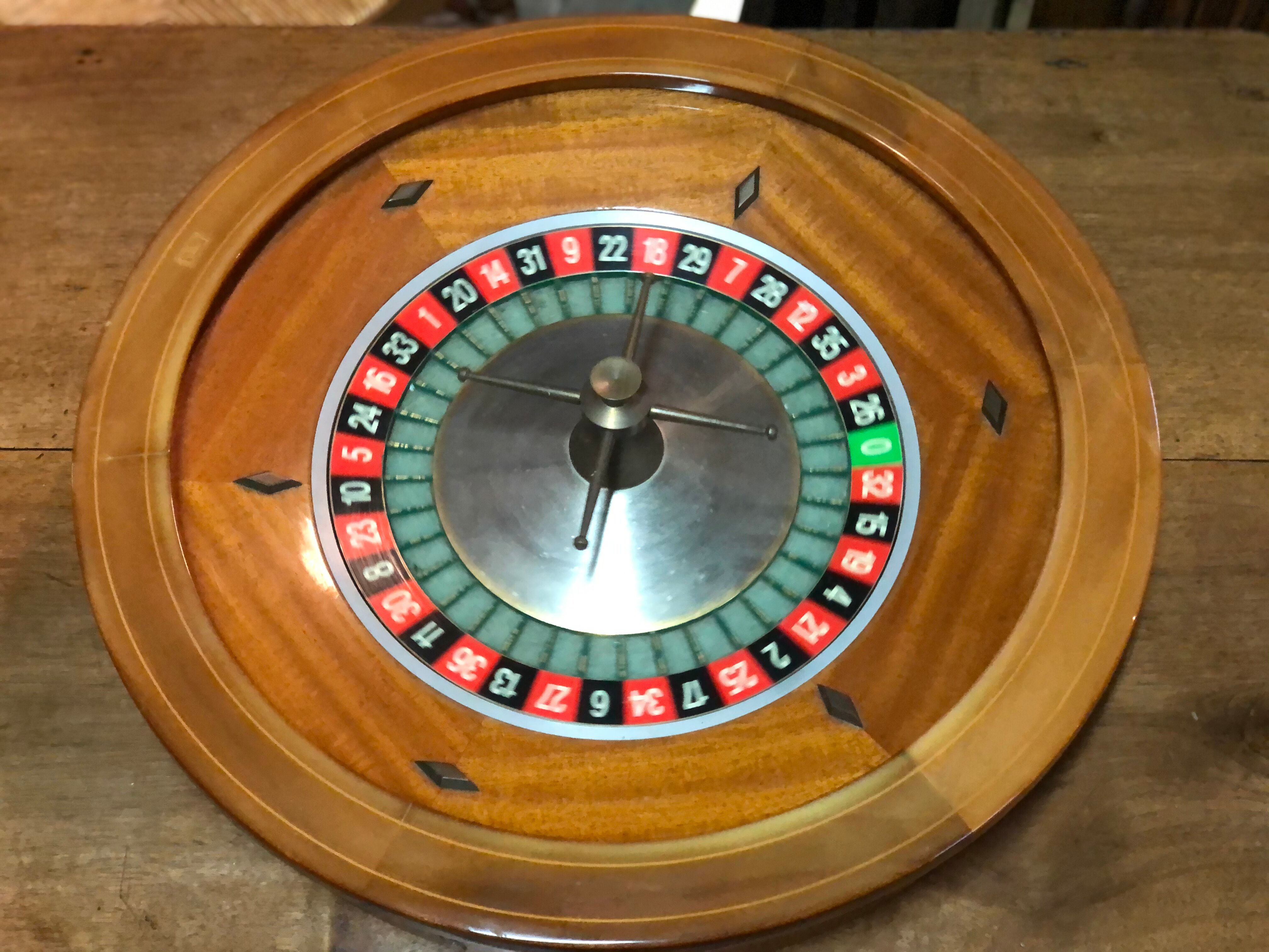CARO mahogany casino roulette 60/70 years
