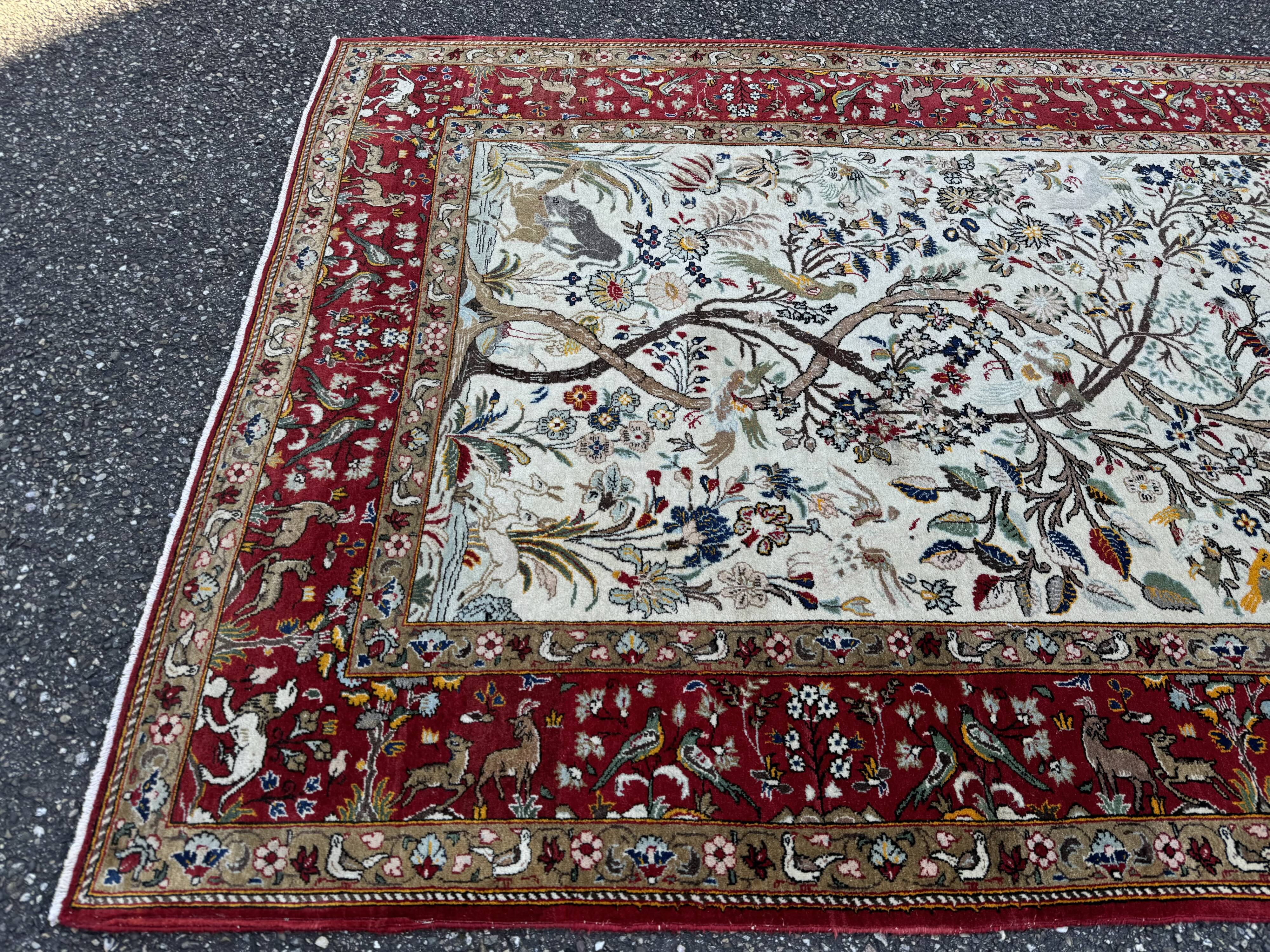 Persian rug ghoum Tree of Life