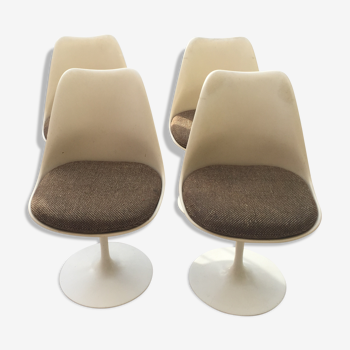 Lot de 4 chaises Eero Saarinen