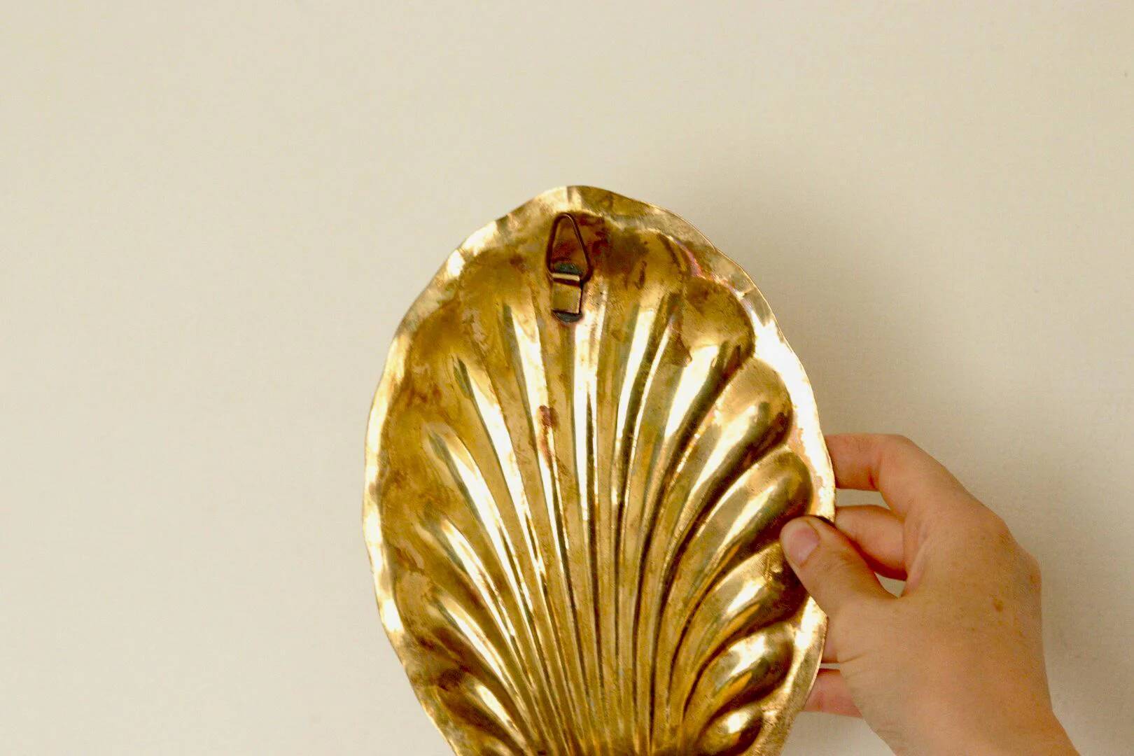 Pair of vintage brass shell scallop sconces
