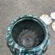 Large cache-pot on a ceramic column – In the style of Clément