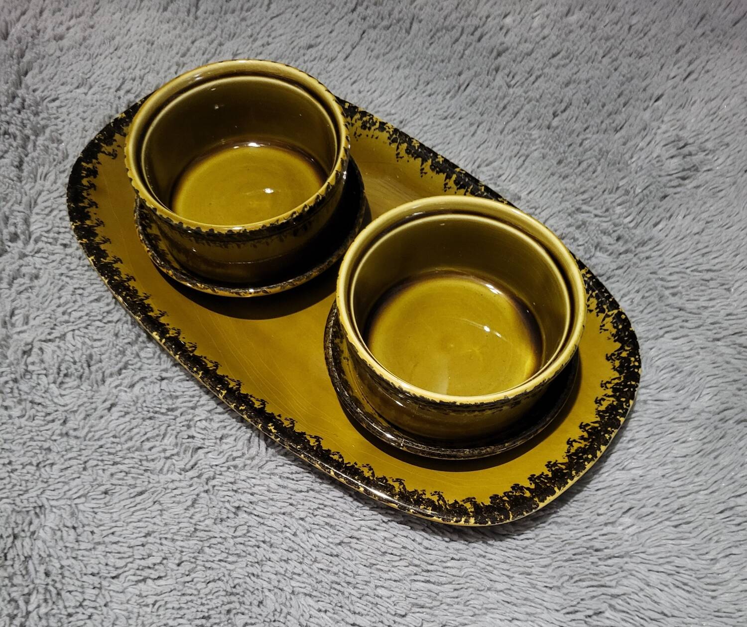 Authentic old vintage oyster set signed Gien France