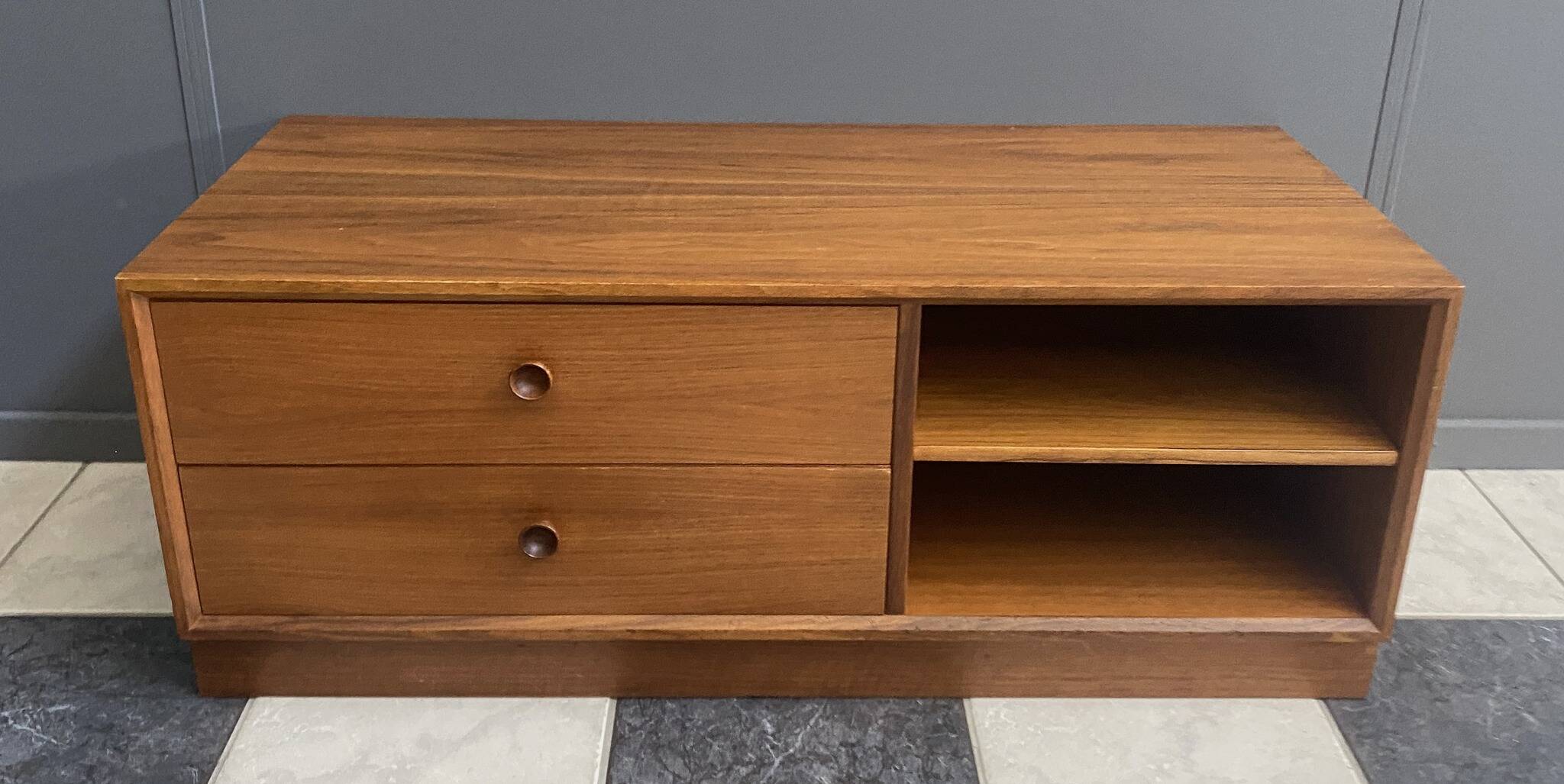 Lowboard / Tv cabinet 1970s
