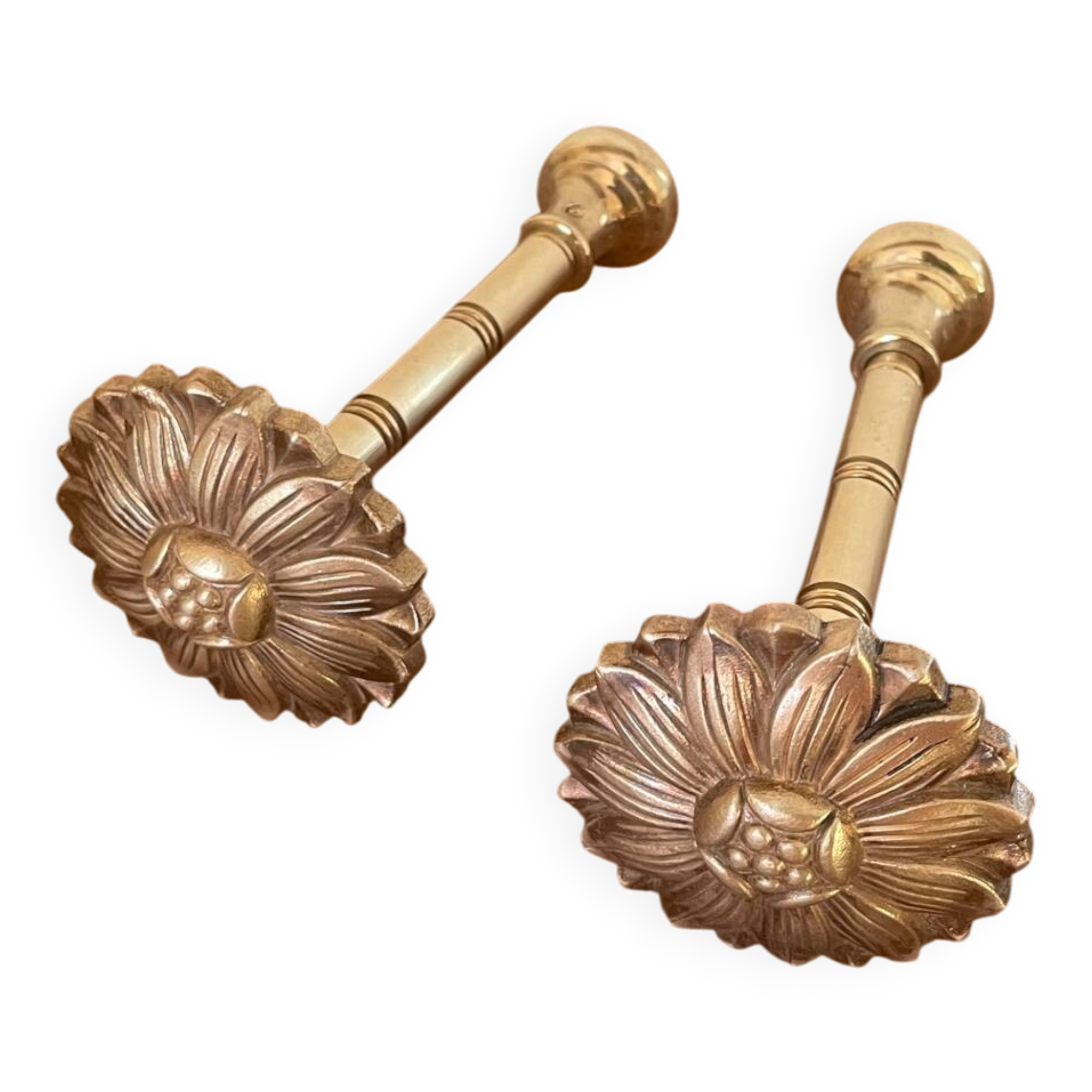 2 golden brass hooks with flower curtain tiebacks